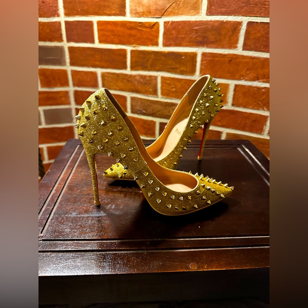 Christian Louboutin Gold Spiked Heels - Size EU 39 (US 8)